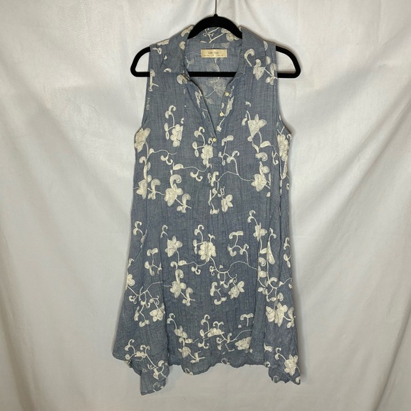 Isabella Sinclair Tops - GUC Isabella Sinclair Floral Sleeveless Blue Tunic Top size Medium